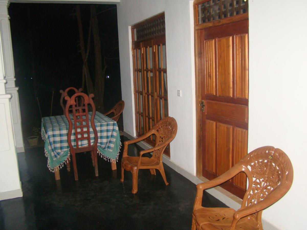 Thuruliya Residence Sigiriya Exteriör bild