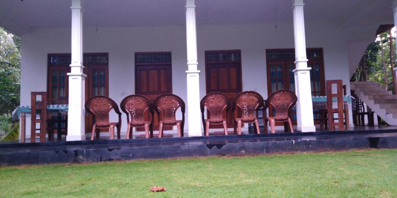 Thuruliya Residence Sigiriya Exteriör bild